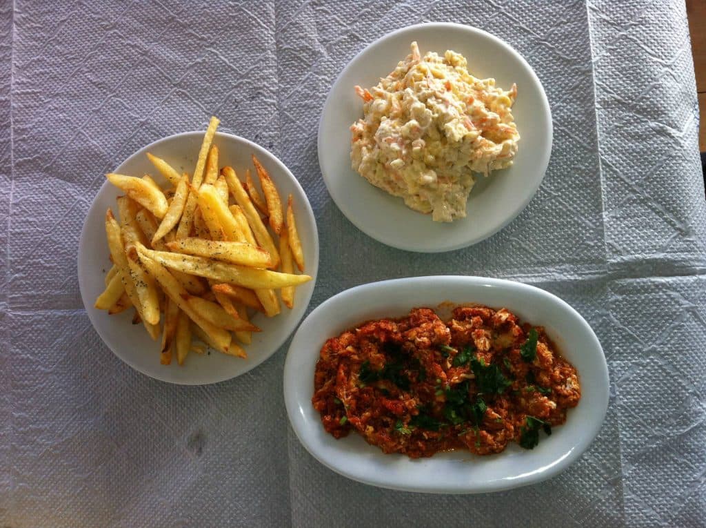 Oti Apomeine – our food